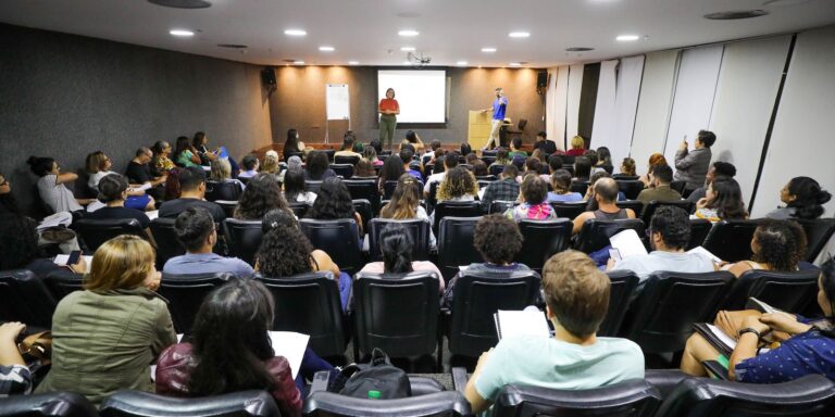 Governo-divulga-lista-final-de-aprovados-no-CNU-veja-como.jpg