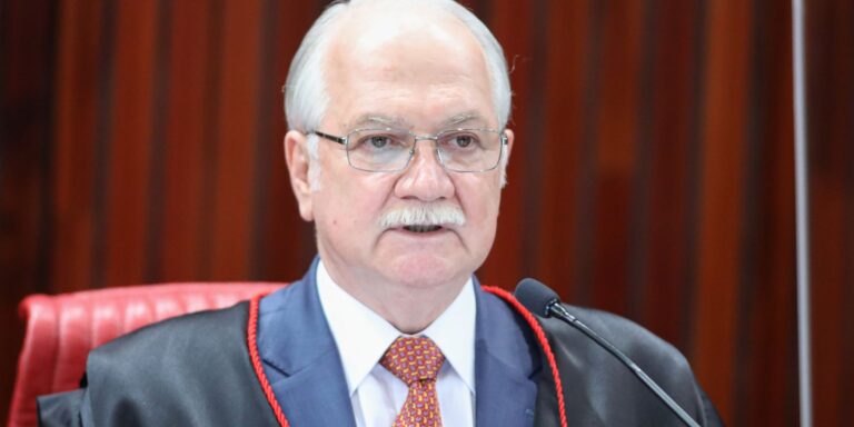 Lava-Jato-Fachin-vota-pela-manutencao-dos-processos-contra-Palocci.jpg