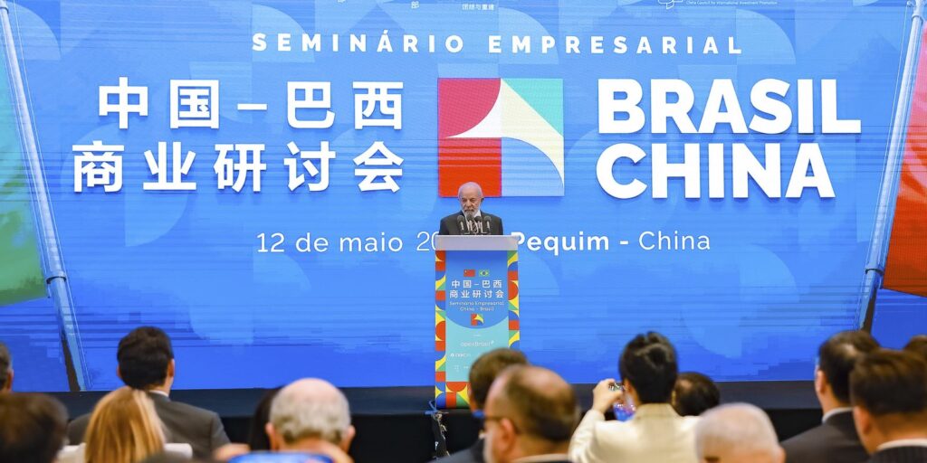 China-ampliara-em-US-27-bilhoes-investimentos-no-Brasil-anuncia.jpg