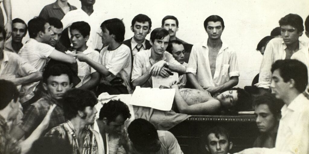 Estudante-morto-na-ditadura-pode-entrar-para-livro-de-herois.jpg