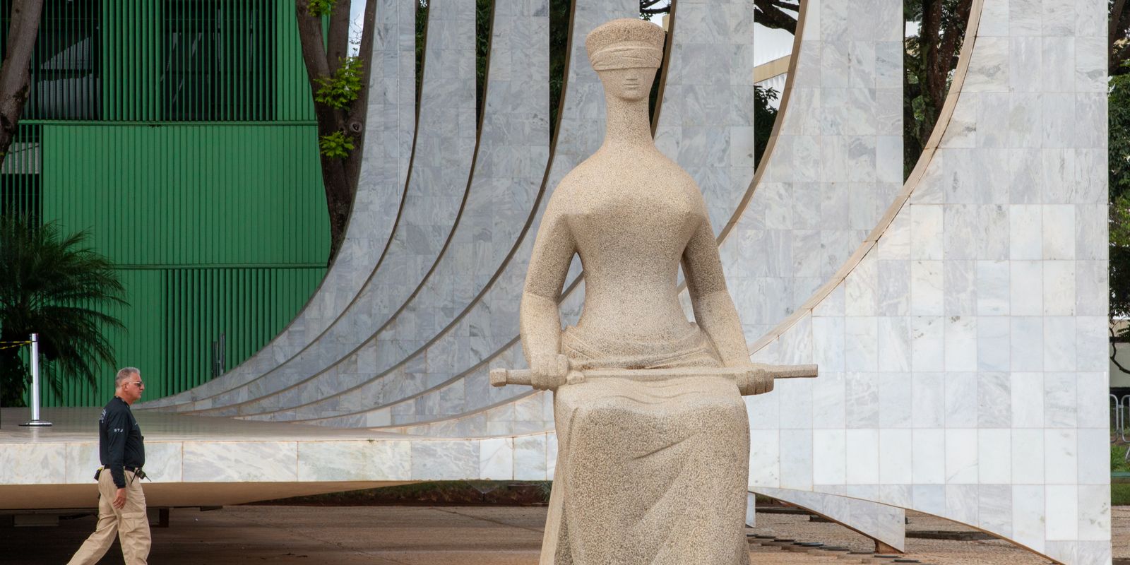 STF tem três votos para obrigar PM a informar suspeito sobre direito