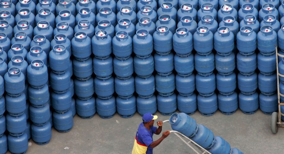 Beneficiários com NIS final 9 recebem Auxílio Gás nesta quinta-feira