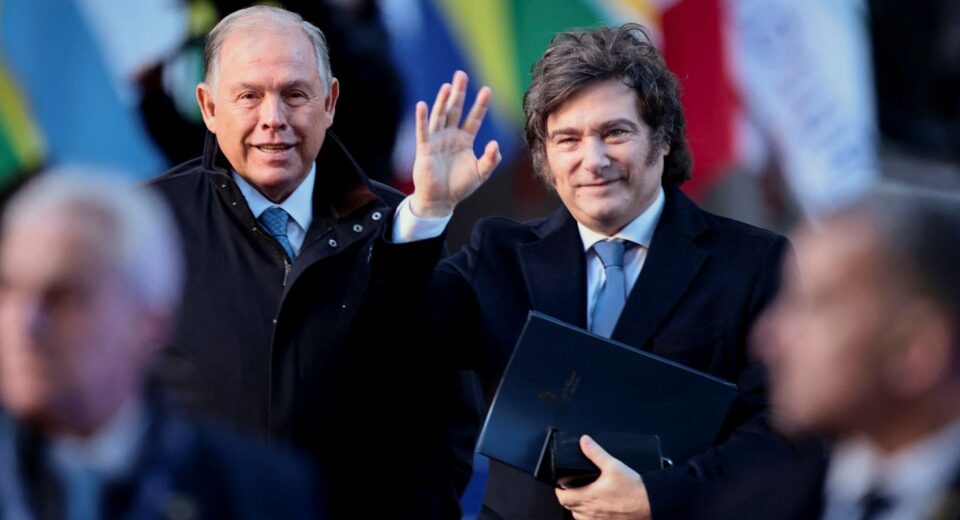 Chanceler da Argentina pede demissão dias antes de eleição legislativa