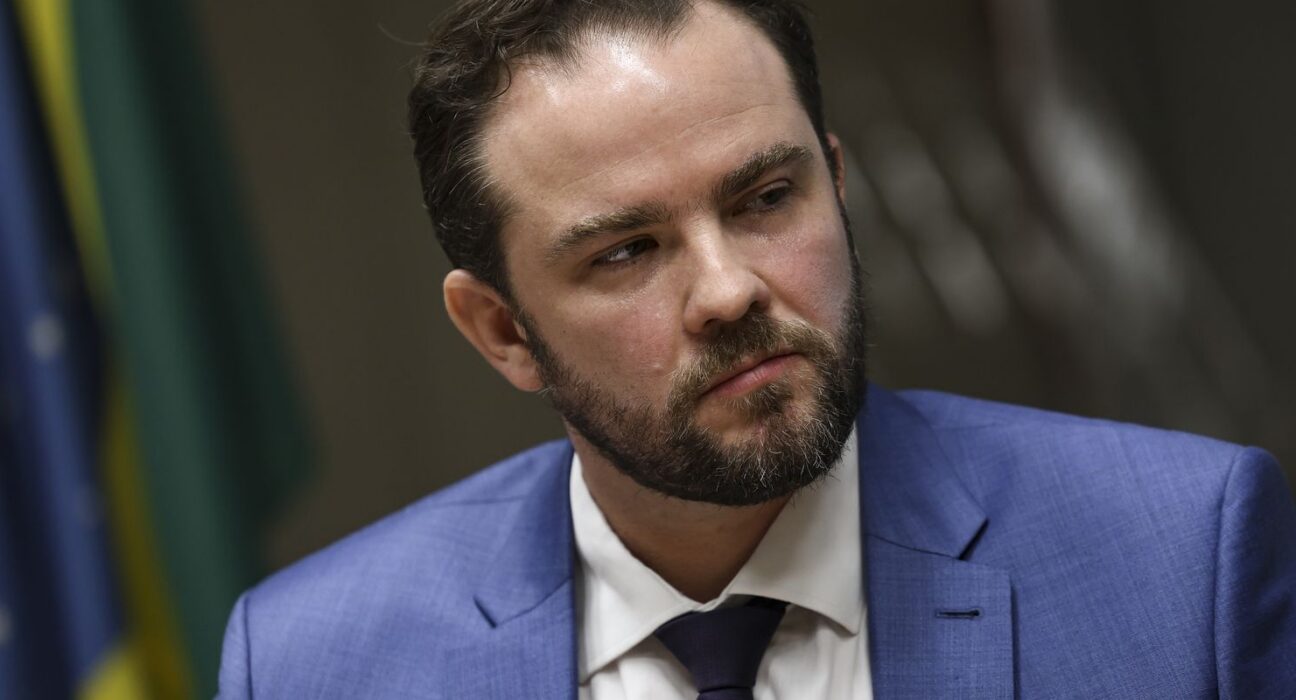 Projetos de lei renderão ao governo o mesmo que MP alternativa a IOF