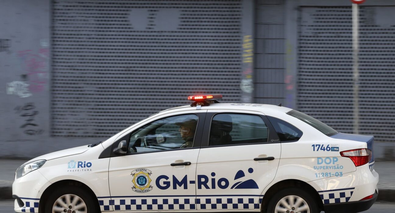 Elite da Guarda Municipal que atuará armada no Rio recebe treinamento