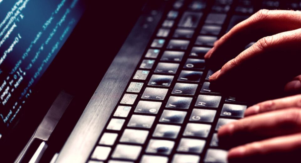 Operação prende quadrilha que fazia leilões falsos na internet