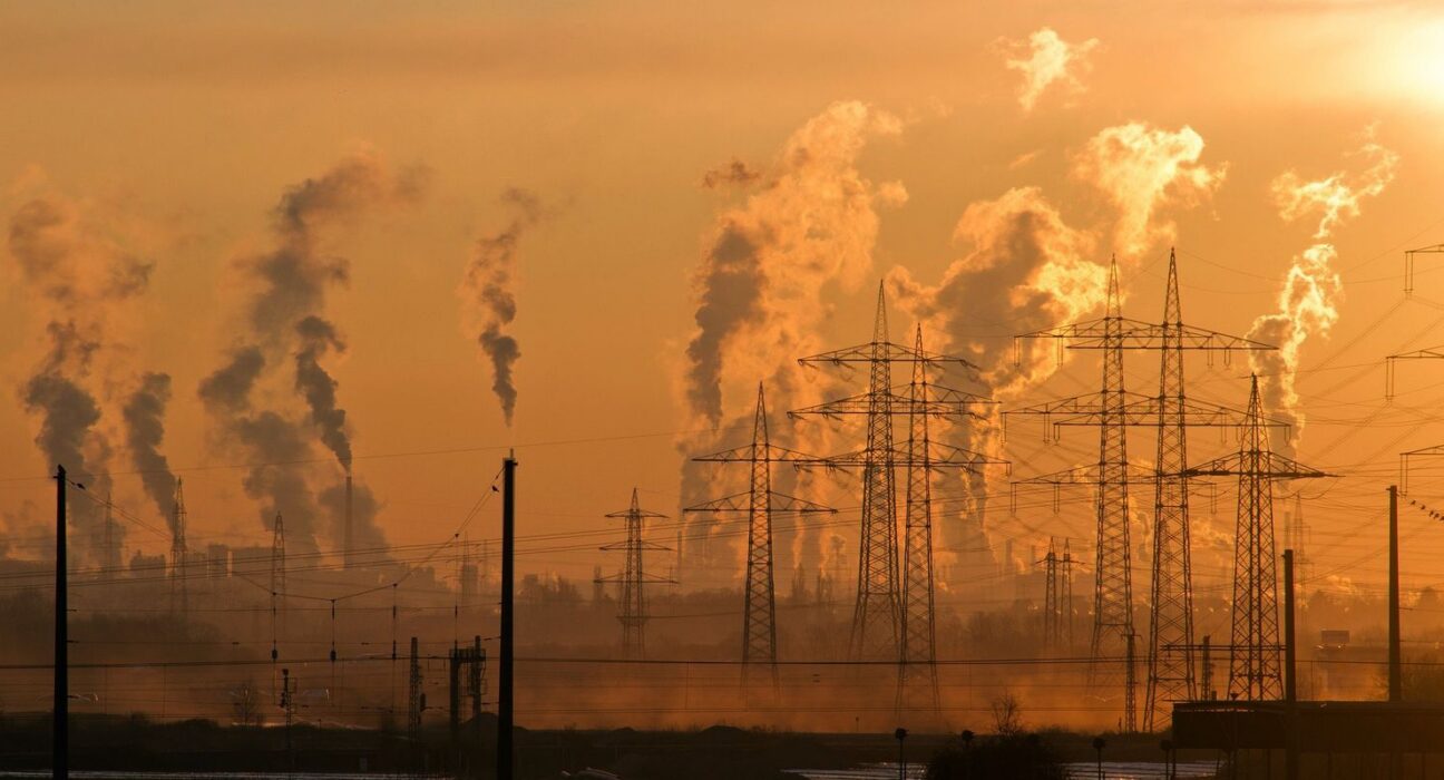 Mais ricos emitem, em média, 400 vezes mais CO₂ que mais pobres