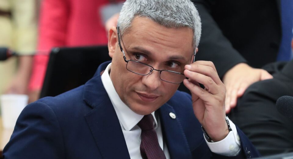 Moraes nega pedido de Gustavo Gayer para visitar Bolsonaro