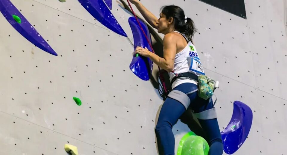 Marina Dias é ouro na etapa de Laval da Copa do Mundo de paraescalada