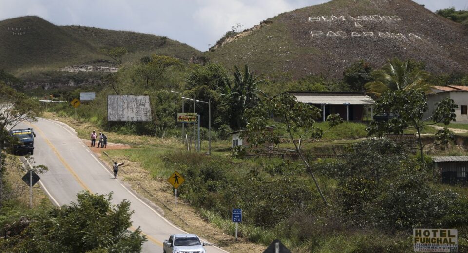 Justiça suspende emissão de títulos em terras de fronteira