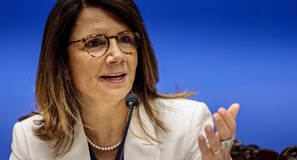 Licença na Margem Equatorial deve impulsionar debates, diz Ana Toni