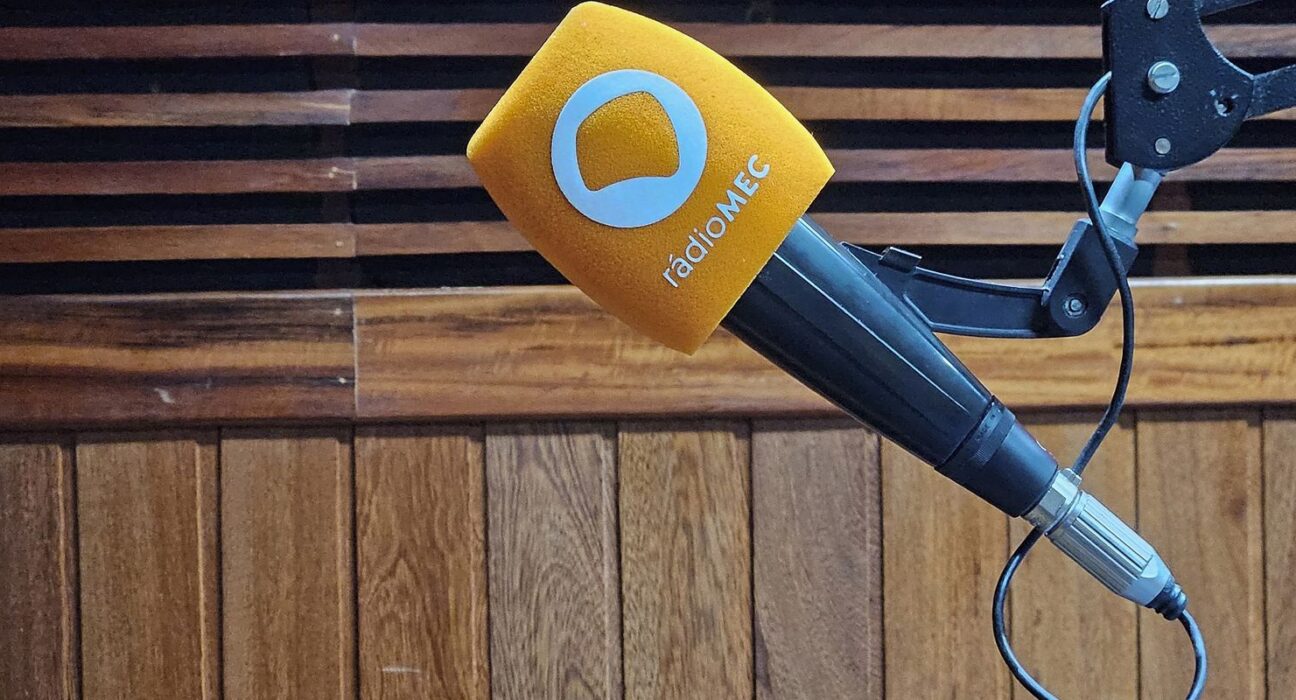 Conversa com o Autor da Rádio MEC recebe poetas neste domingo