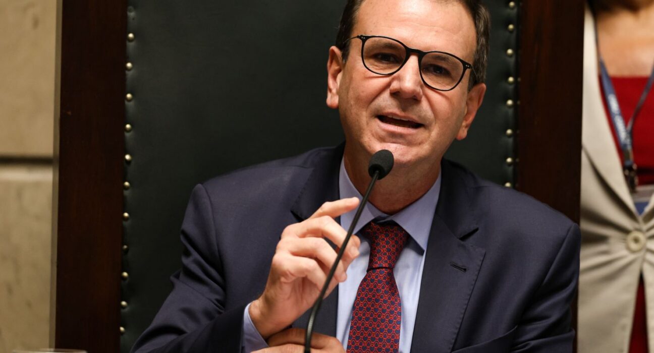 Prefeito do Rio apoia operação policial contra o Comando Vermelho