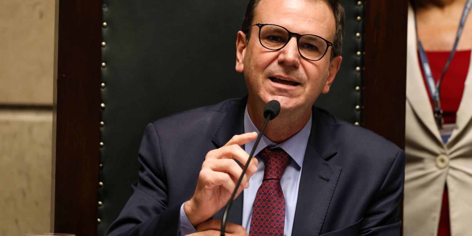 Prefeito do Rio apoia operação policial contra o Comando Vermelho