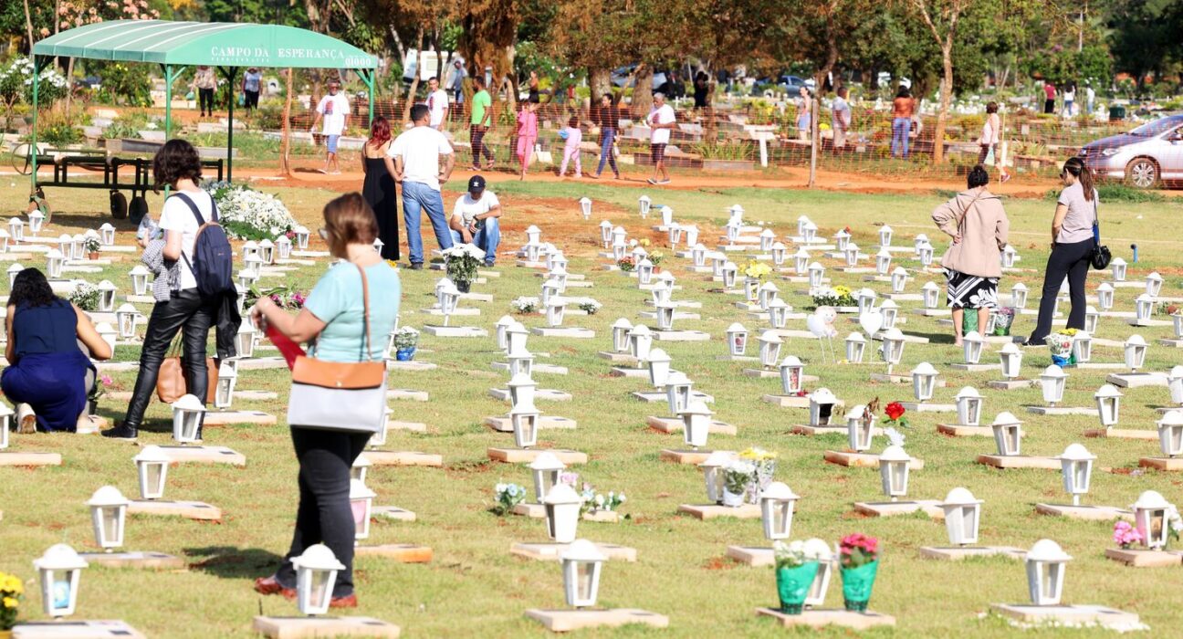 Fim de semana do Dia de Finados deve levar 600 mil a cemitérios do DF
