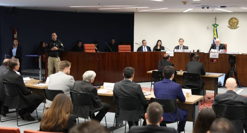 STF rejeita recurso e mantém condenação de Bolsonaro na trama golpista