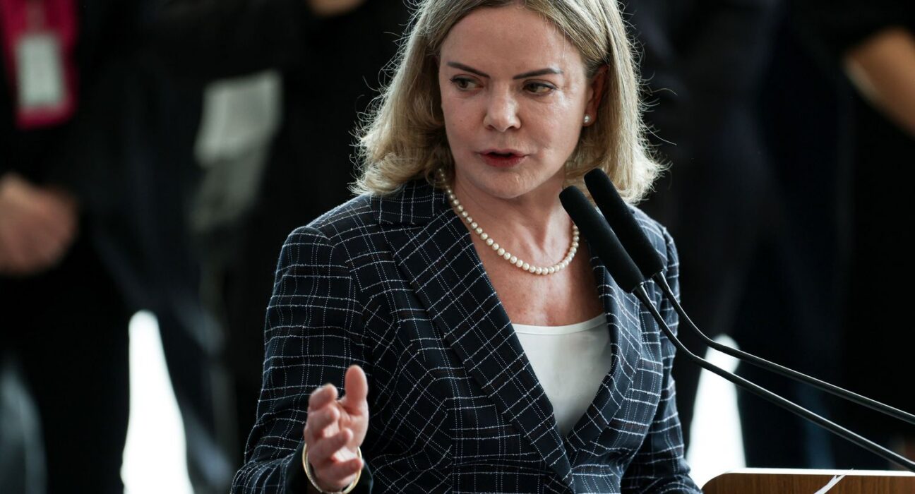 Derrite como relator do PL Antifacção contamina debate, diz Gleisi   