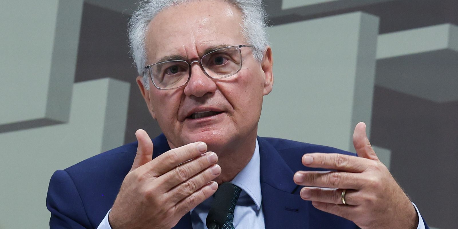 Por unanimidade, Senado aprova isentar IR para quem ganha até RS 5 mil