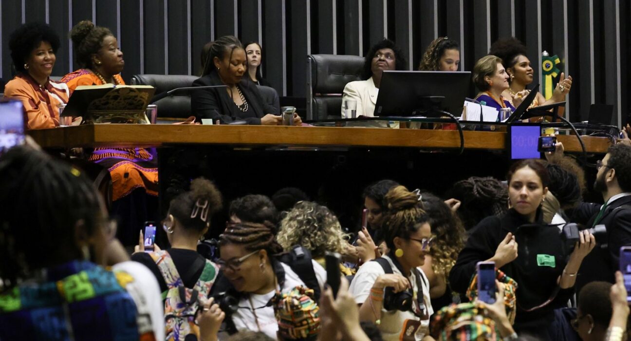 Sessão solene na Câmara homenageia Marcha das Mulheres Negras