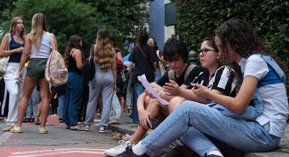 Enem 2025: entenda quem pode solicitar a reaplicação das provas