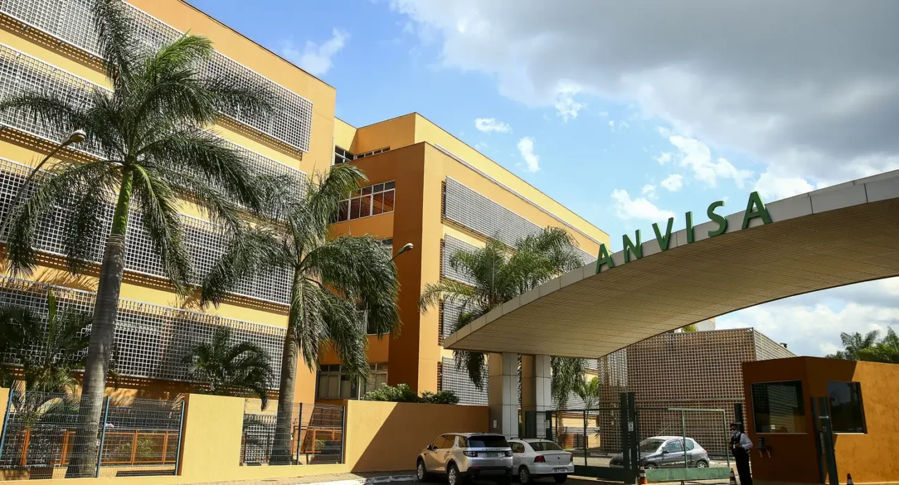 Anvisa proíbe suplementos e energéticos com adição de ozônio