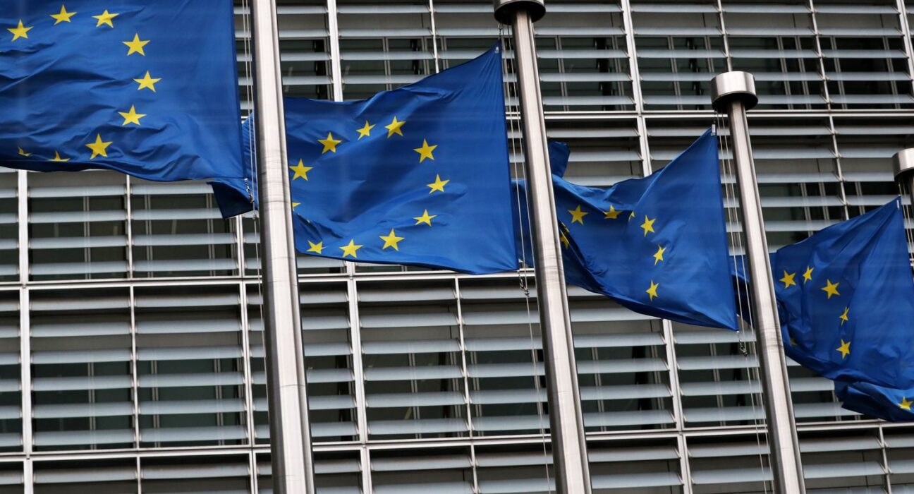 União Europeia afirma que poderá admitir novos membros até 2030