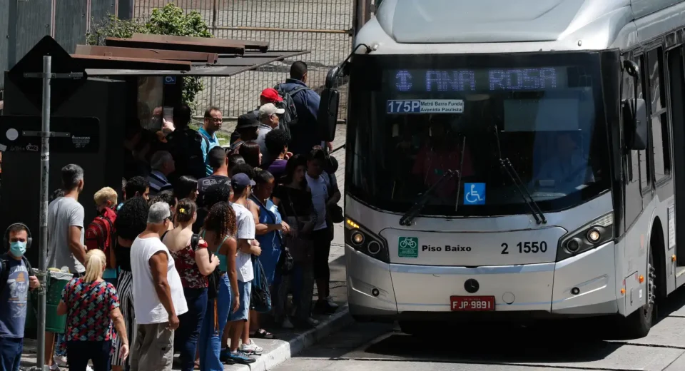 Setor de serviços cresce 0,6% em setembro; oitavo mês seguido de alta