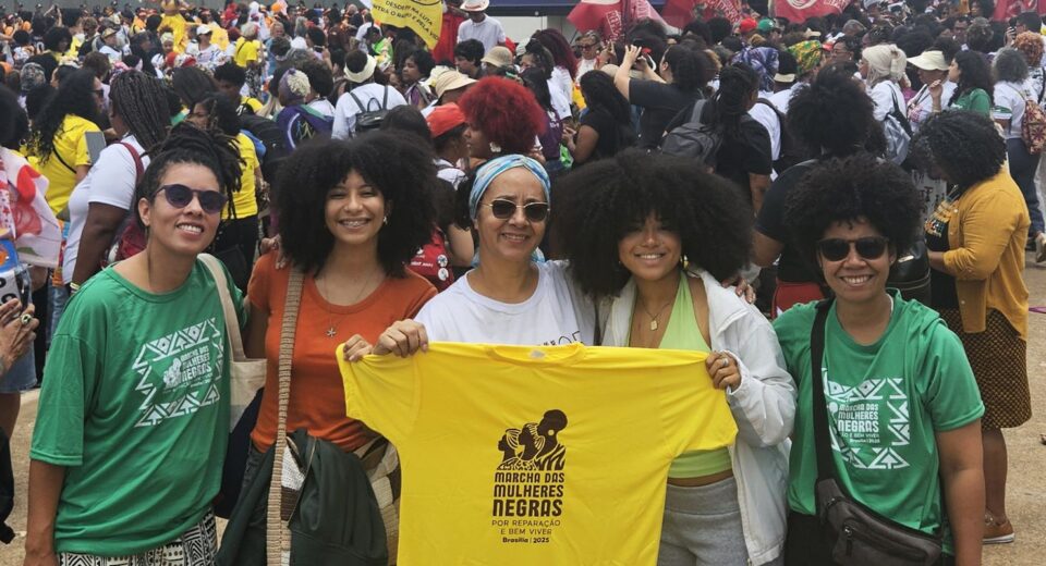 "Mete marcha, negona": artistas levam marcha para telas e palcos