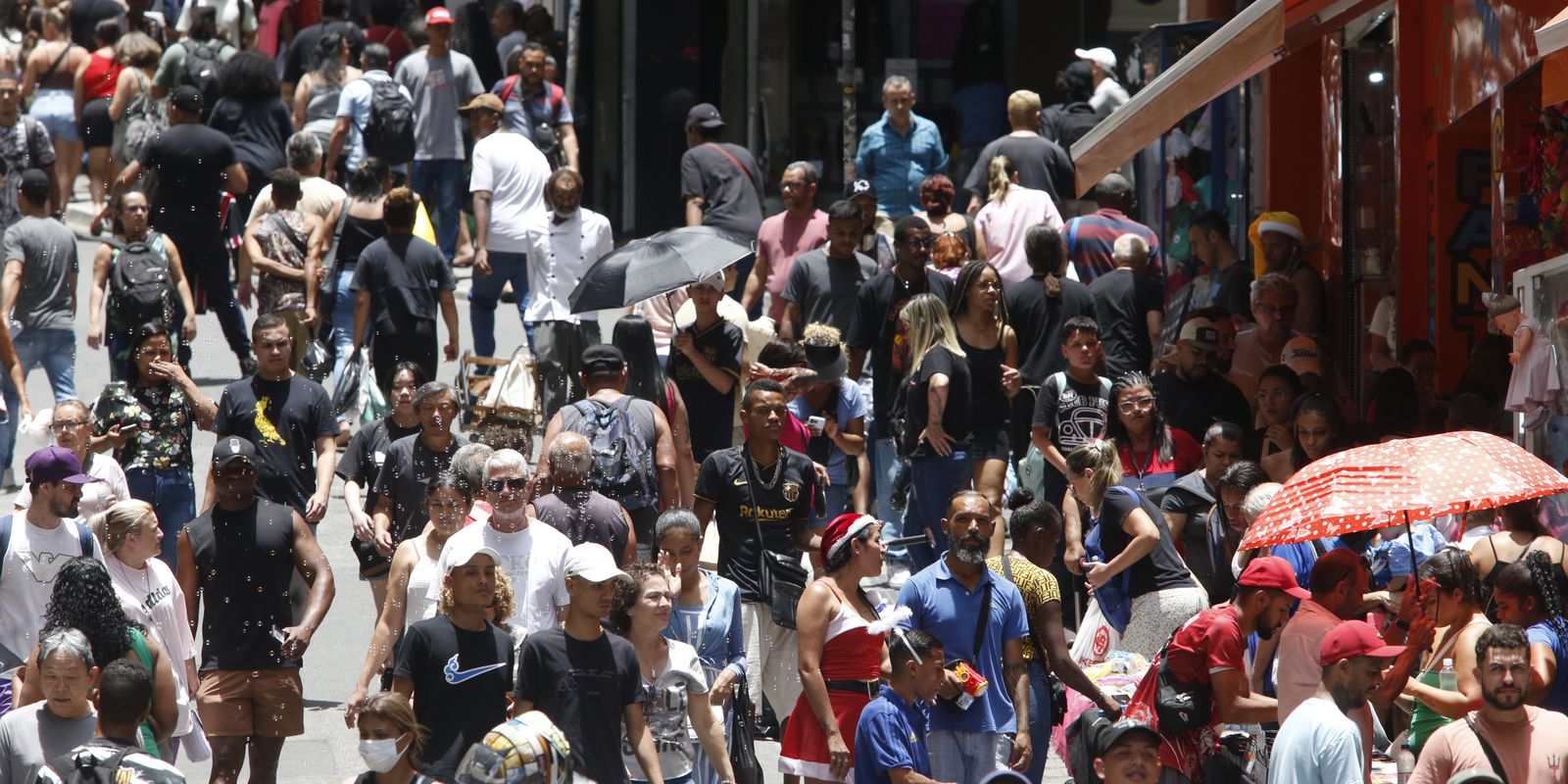 Confira nomes e sobrenomes mais comuns no país, segundo o IBGE