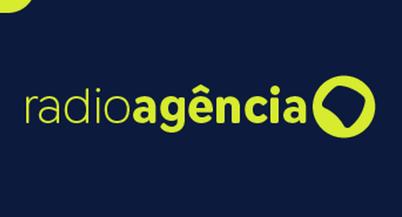 Podcast Ajudante Digital, da Radioagência Nacional, completa um ano