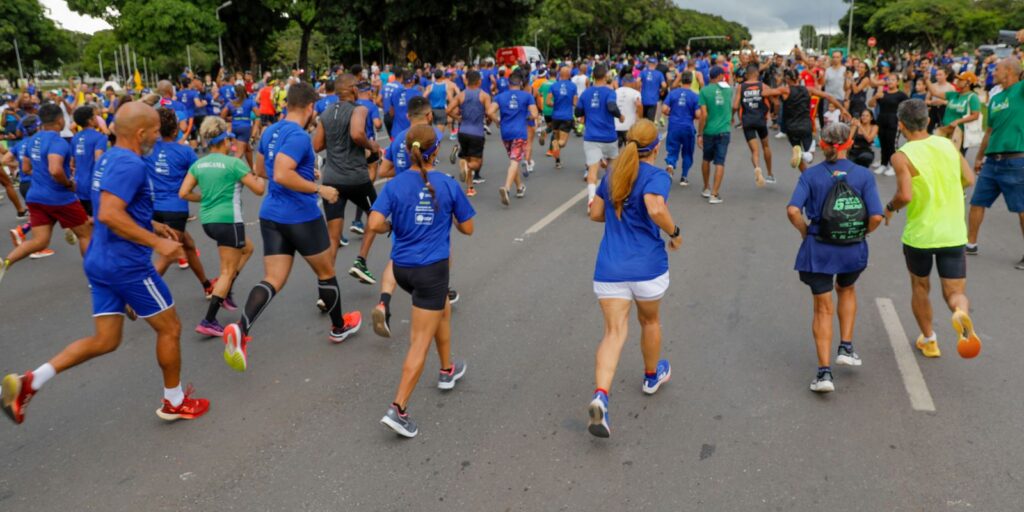 Corrida ColaboraGov celebra Dia do Servidor e promove integração