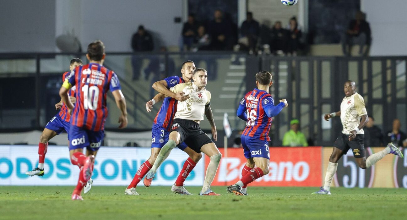 Mirando uma vaga na próxima Libertadores, Bahia recebe o Vasco