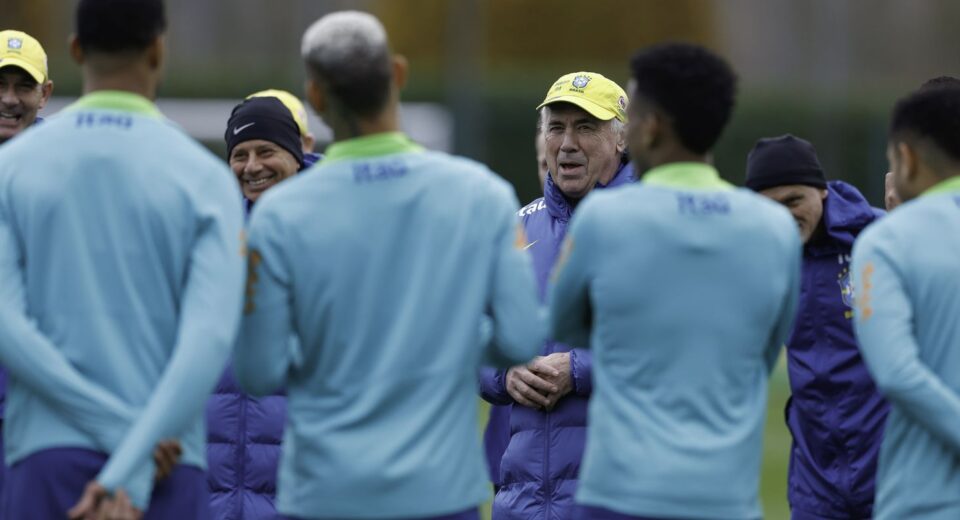 Ancelotti começa a esboçar equipe para amistoso contra o Senegal