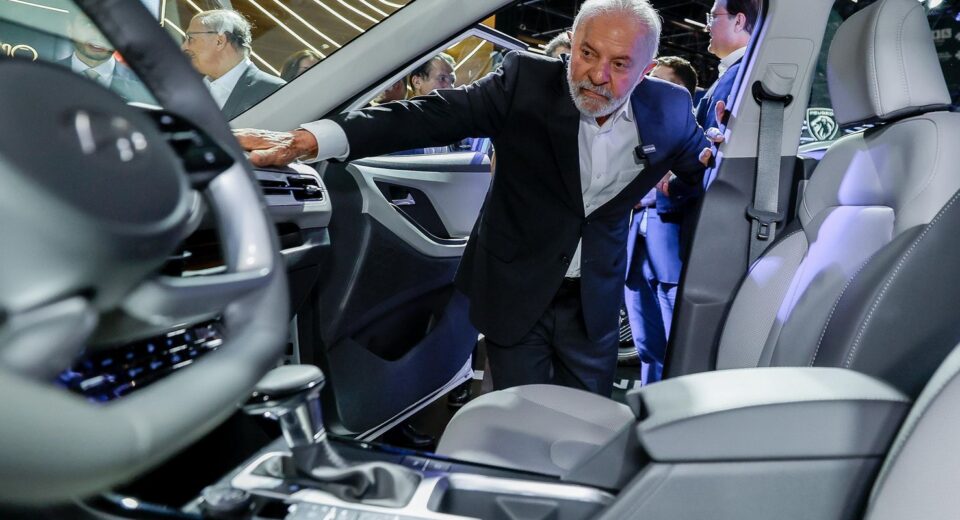 Inovação e transição energética: Lula defende liderança na indústria