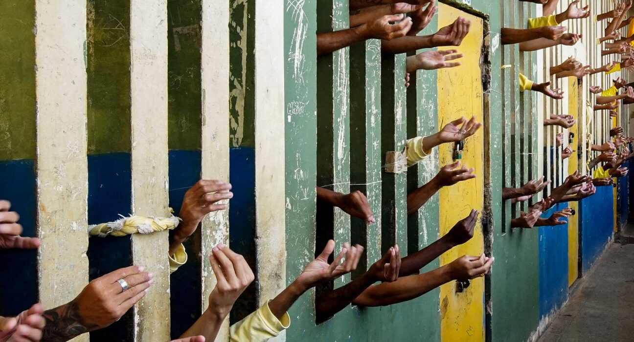 Zerar déficit de 202 mil vagas em presídios custaria R$ 14 bilhões