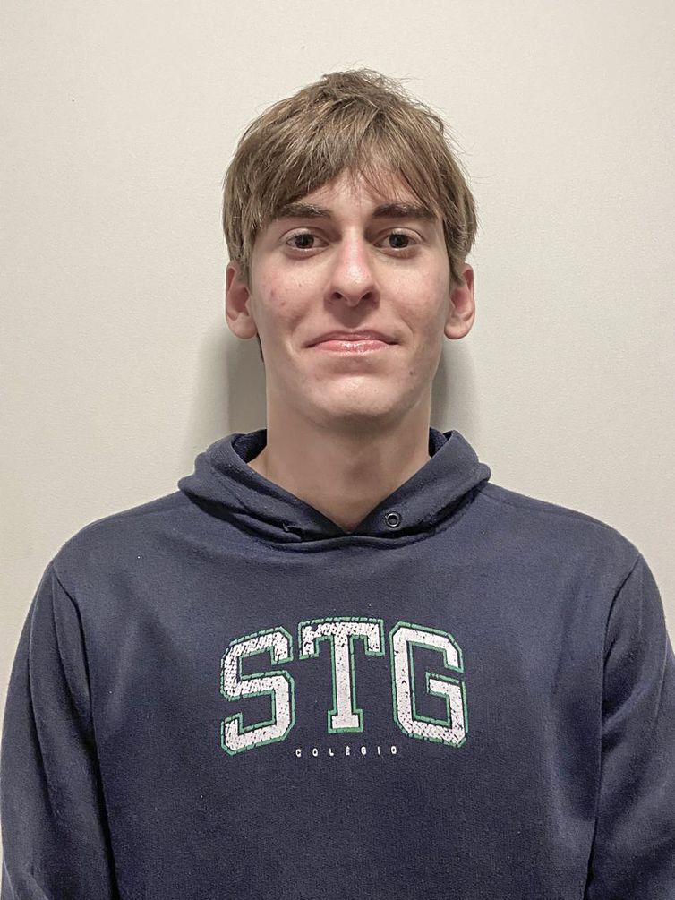 Brasília (DF) 05/11/2025 – Arthur Chede Lukine, 18 anos – aluno do terceiro ano, já fez uma vez o enem como treineiro, fez outros vestibulares para treinar, deseja estudar economia
Foto: Arthur Chede Lukine/Arquivo pessoal