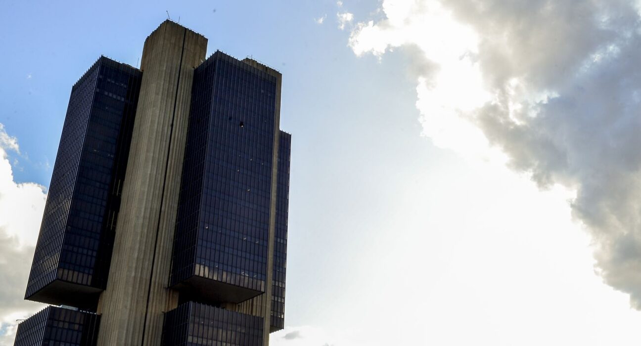 Copom decide nesta quarta se mantém Taxa Selic em 15% ao ano