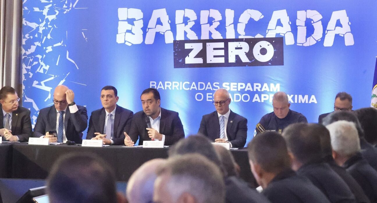 Governo fluminense anuncia plano para remover barricadas em 12 cidades