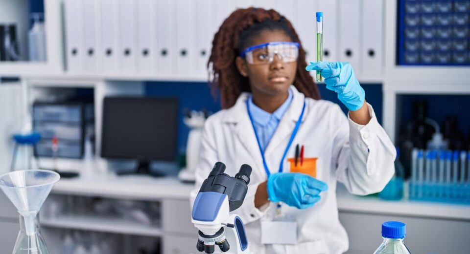 Jovens negros chegam à universidade, mas não ao mercado de trabalho