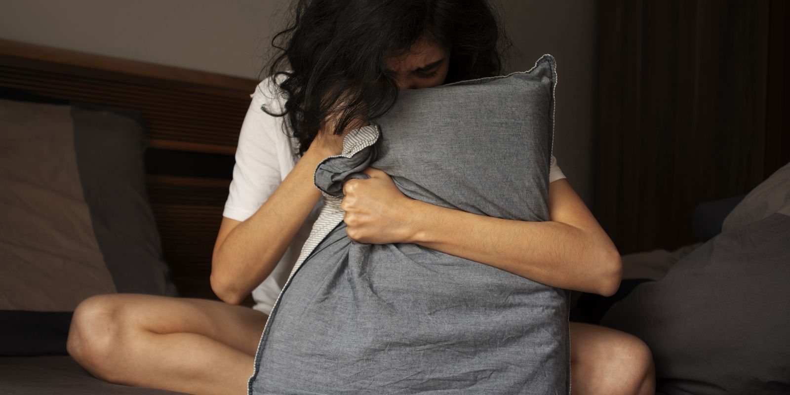 Mulher fora do trabalho tem 3 vezes mais risco de sofrer violência