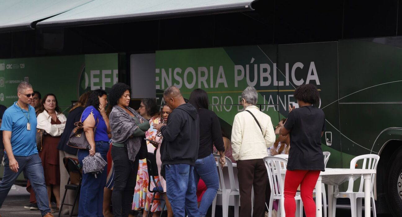 Relatos à ouvidoria da Defensoria do RJ citam violações em operação