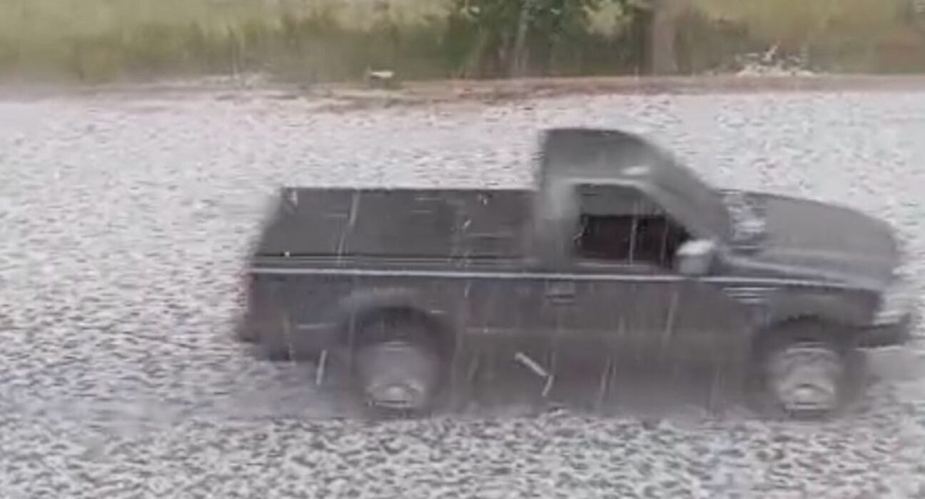 Queda de granizo atinge mais de 34 mil pessoas em Erechim