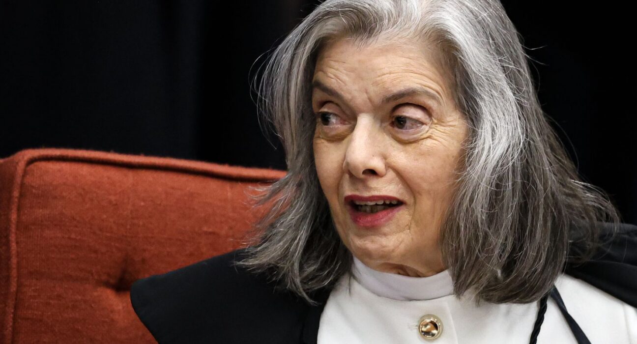 Cármen Lúcia ressalta gravidade da violência contra mulheres negras