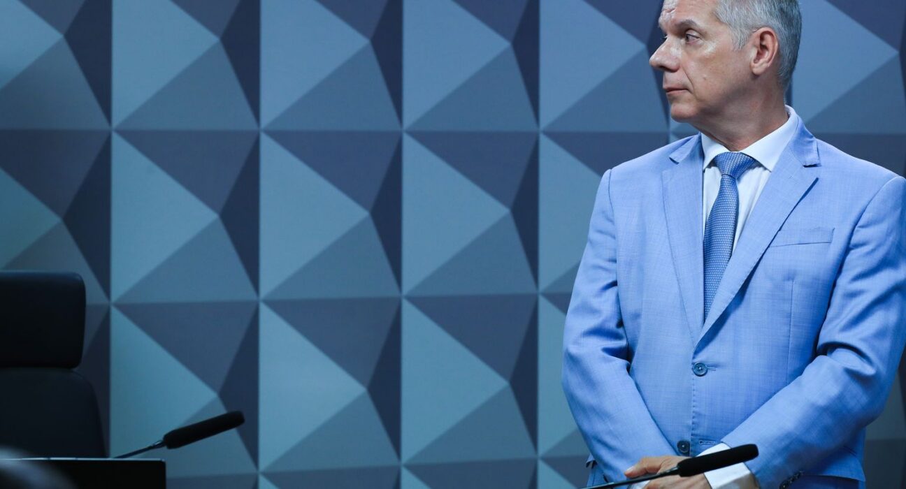 PF diz que ex-presidente do INSS recebia R$ 250 mil mensais de propina