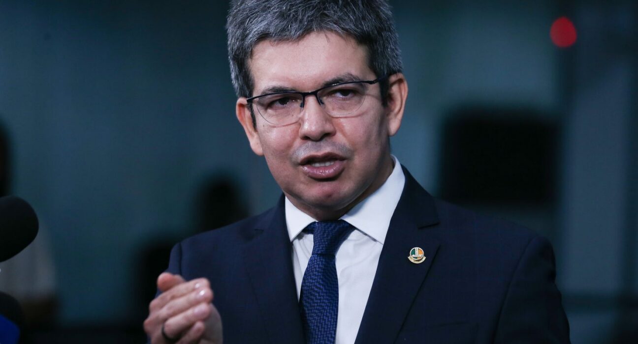 Randolfe: governo quer integrar polícias e penas duras contra facções