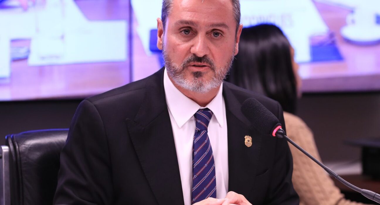 Caso Marielle seria inviável de apurar sem autonomia da PF, diz Andrei