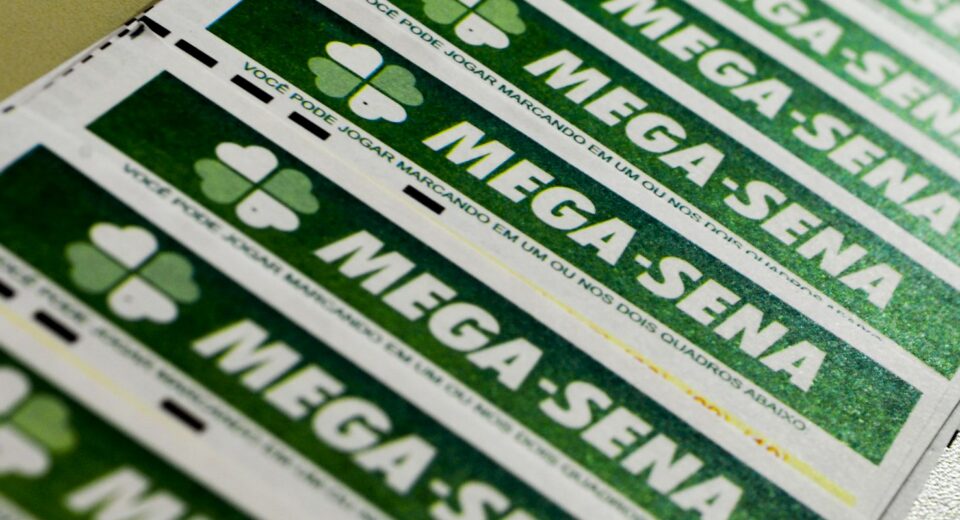 Aposta de Porto Alegre acerta Mega-Sena e leva prêmio de R$ 99 milhões