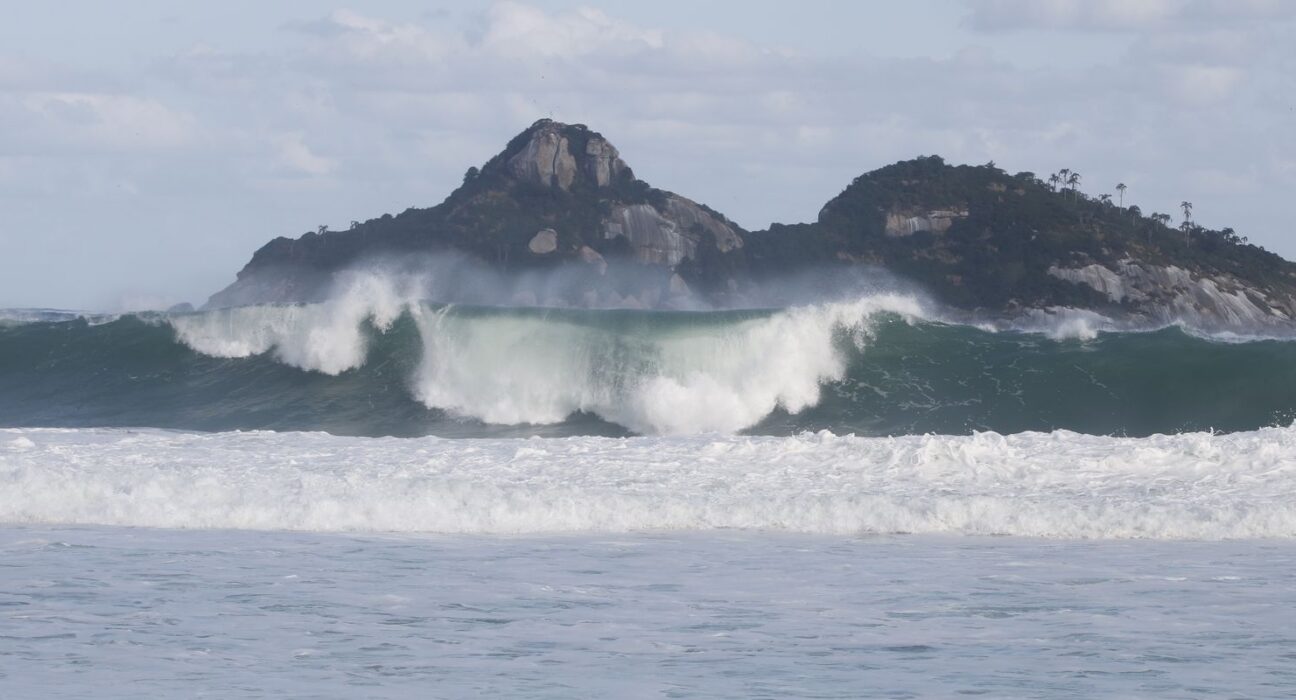 Geólogos flagram fragmentação de placas tectônica nas Américas
