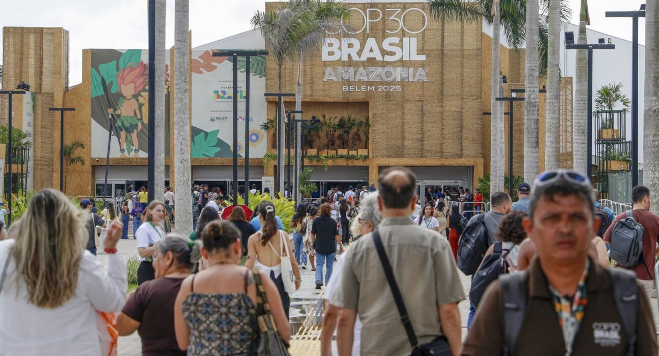 Cúpula dos Povos traz demandas e reivindicações da sociedade à COP30