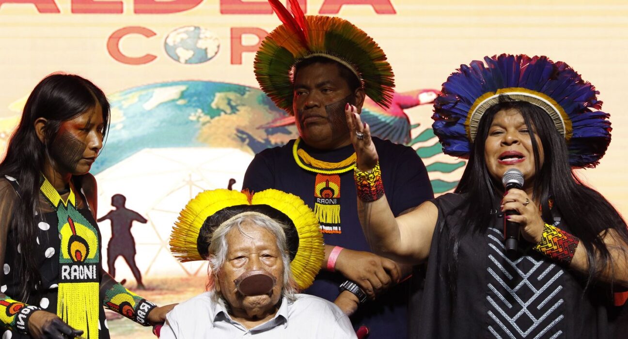 Todos da mesma aldeia: COP30 mobiliza 3 mil indígenas em Belém